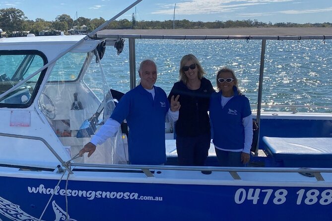 AAA Noosa National Park Tour and Dolphin Safari Whalesongsnoosa - Leaving Noosaville for the Noosa coast
