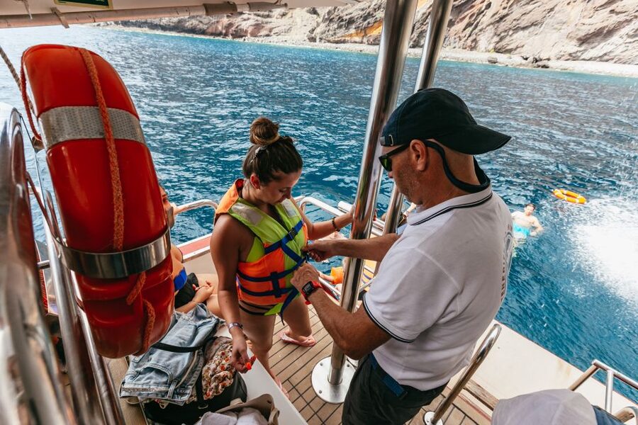 Adeje: Whale and Dolphin Watching Cruise with Lunch and Swim - Should you book the Adeje whale and dolphin cruise?