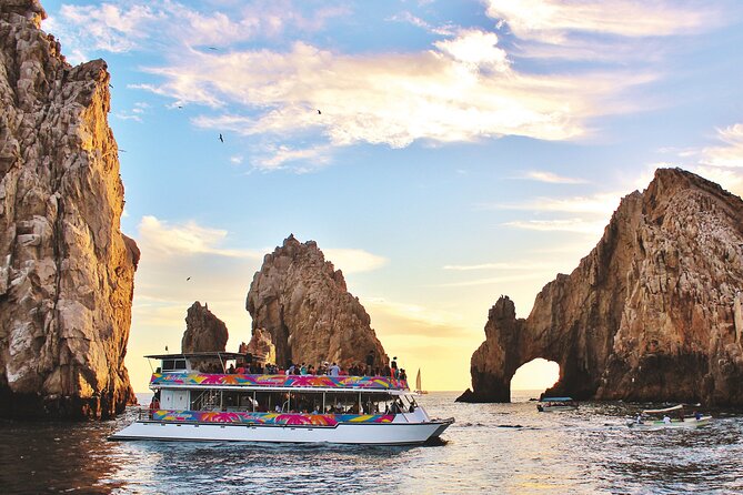 Cabo San Lucas Humpback Whale Watching Tour - Breakfast and the open bar