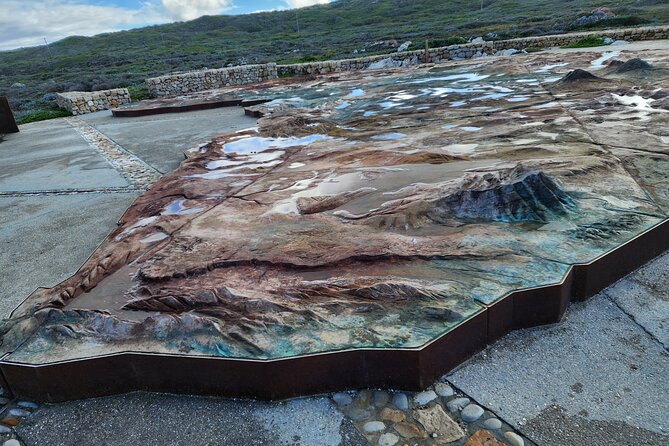 Cape Agulhas, Hermanus Whale Watching, Penguins and Wine Tasting - Cape Agulhas and the Southern Tip of Africa