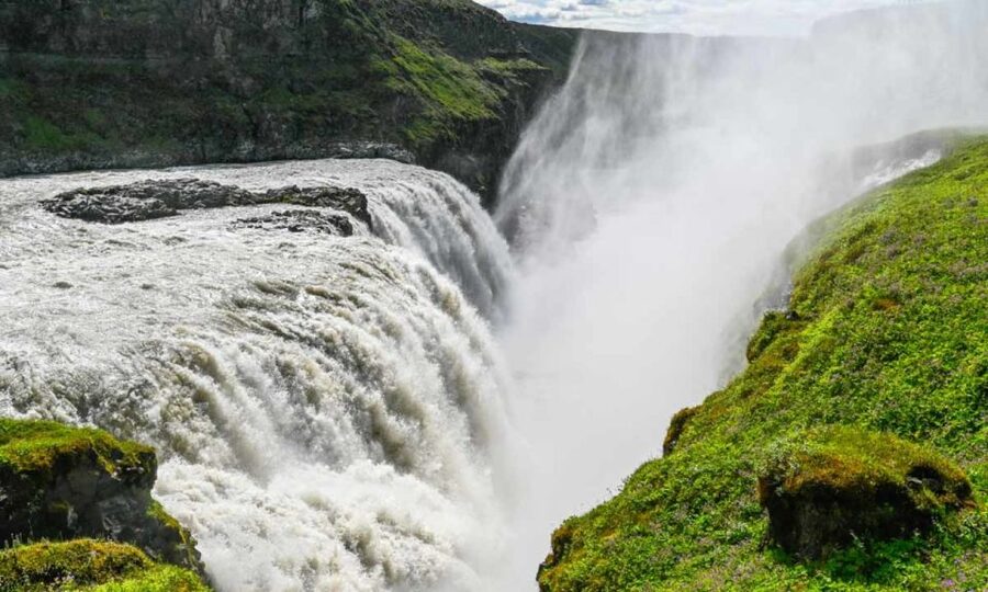 From Reykjavik: Full Day Whale Watching & Golden Circle Tour - The short transfer into the Golden Circle