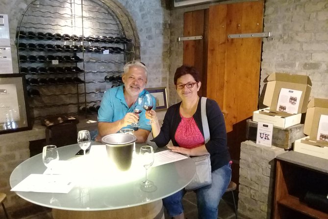 Hermanus Whale Coast Wine Tour (Cape To Grape Wine Tours) - Spookfontein keeps the wine route moving