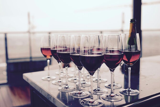 Hermanus Whale Watching and Wine Tasting - The Cape Whale Coast drive