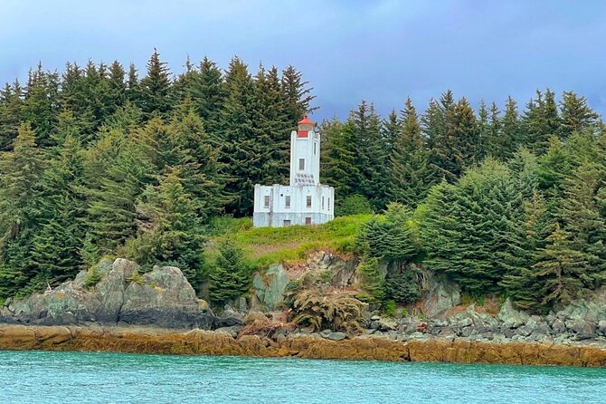 Juneau Lighthouse Tours - Whale watching & Lighthouse Combo - Who will get the most from this tour