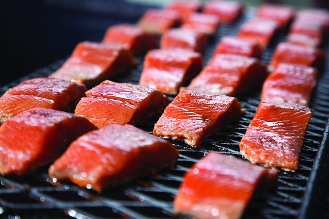 Juneau Whale Watching and Salmon Bake - Why Auke Bay is the star of the day