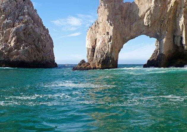 Los Cabos Private Yacht Whale Watching & Drinks - Up to 18 Guests - Why This Cabo Yacht Trip Works Best in Whale Season