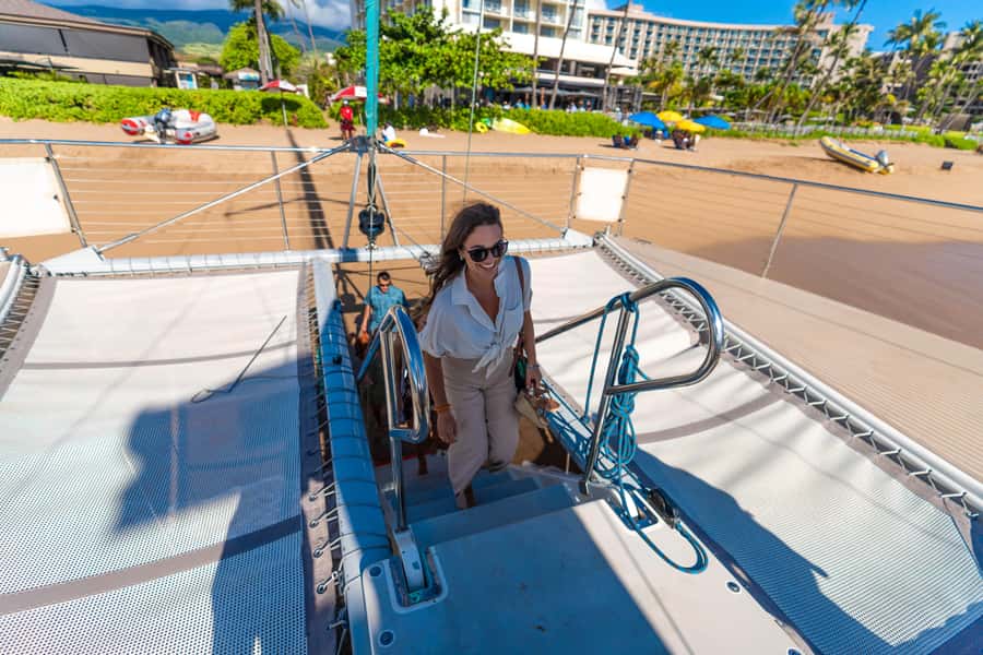 Maui: Kaanapali Whale Watching Boat with Open Bar and Food - Key Points Before You Book
