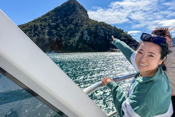 Port Stephens, departing Newcastle - Whales, hike & sand dunes! - Timing, transport, and group size