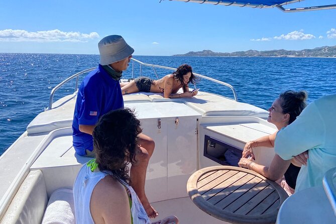 Private Whale Watching in San Jose Del Cabo snack,drinks,Warranty - A Responsible Approach to Wildlife Watching