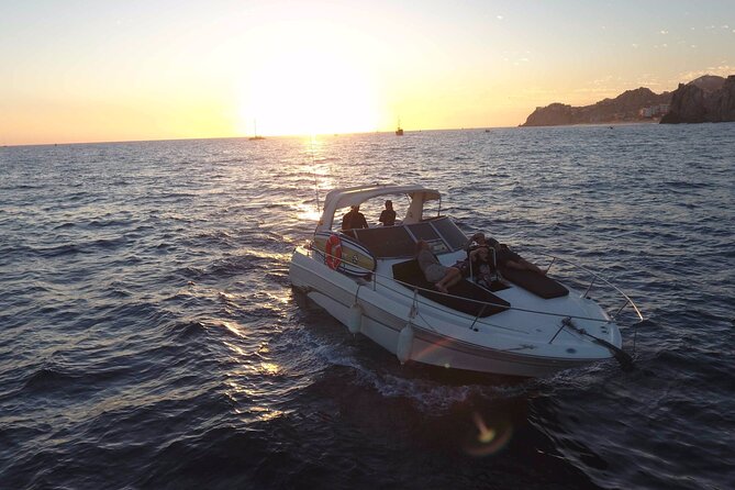 Private Whale Watching on Luxury Yacht in Cabo San Lucas - What the crew can add to the day