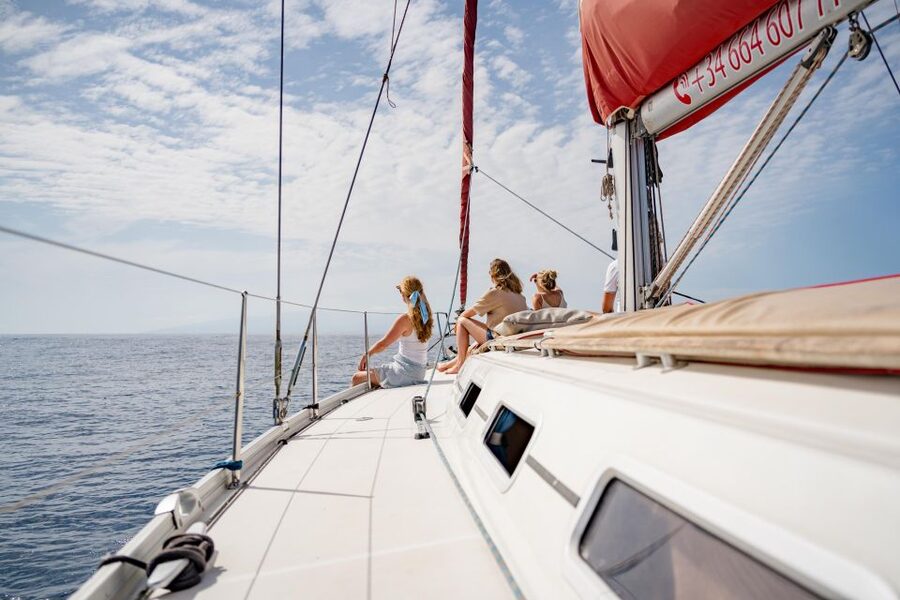 Puerto Colon: Whale and Dolphin Watching Yacht Trip - A quiet cove, food, and an Atlantic swim