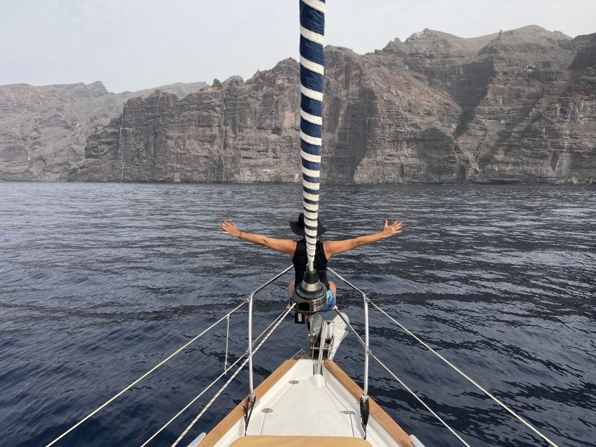 Puerto Colon : Whale & Dolphins Sailing Excursion - Seasickness and what to bring