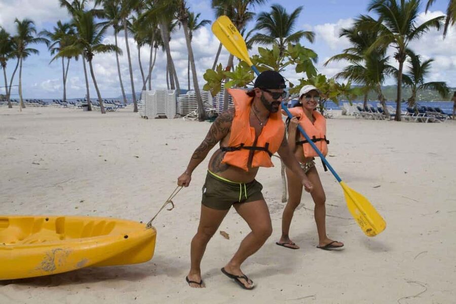 Samaná: Whale, Cayo Levantado, & Kayak in Samaná Bay Tour - Should you book the Samaná Bay tour?