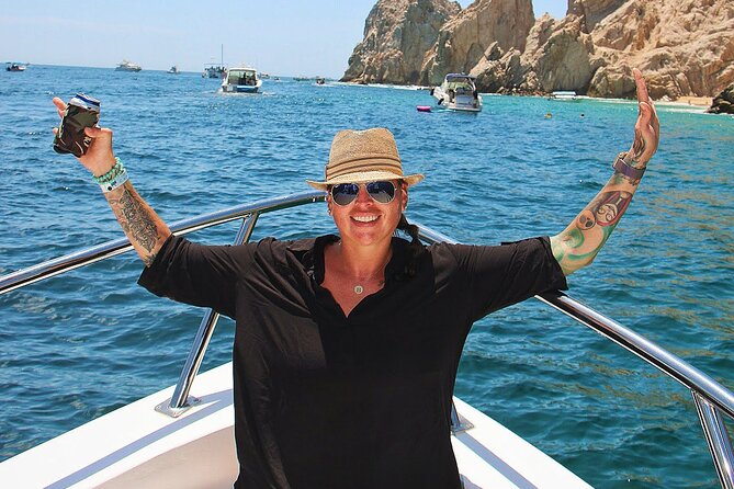 Snorkeling and whale watching Tour in Cabo - Neptune’s Finger and another round of fish