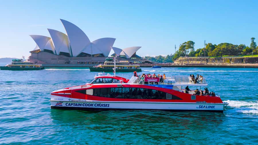 Sydney: Whale Watching & Hop On Hop Off Cruise Package - Key points at a glance