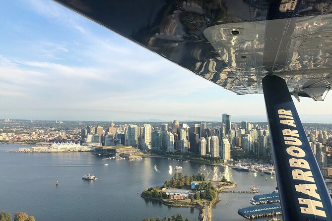 Vancouver-Victoria Day Trip by Seaplane + Whale Watching by Boat - Keeping the Schedule Under Control