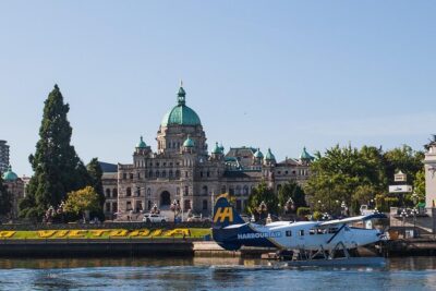 Vancouver-Victoria Day Trip by Seaplane + Whale Watching by Boat