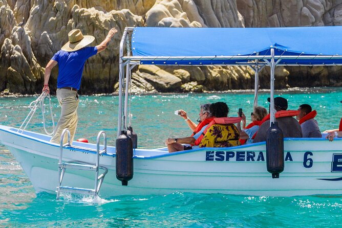 Whale Watching in Cabo San Lucas: Sightseeing Cruise and Shopping - Thirty minutes for shopping in Cabo San Lucas