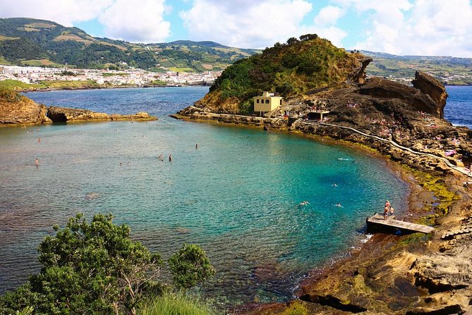 Whale Watching Tour + Vila Franca Islet: Full-day with lunch - The morning search for whales and dolphins